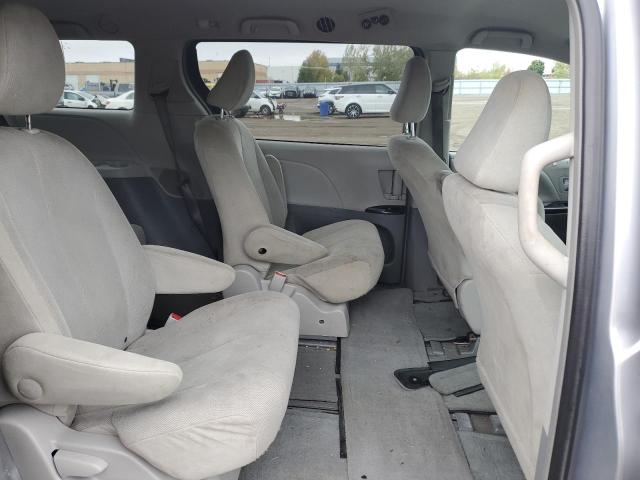 Photo 11 from auction – 2012 TOYOTA SIENNA with VIN 5TDZK3DC2CS256407