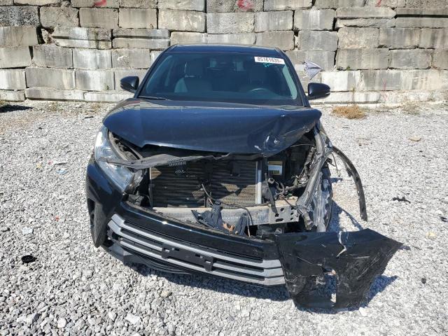 Photo 5 from auction – 2018 TOYOTA HIGHLANDER with VIN 5TDBZRFH6JS875677