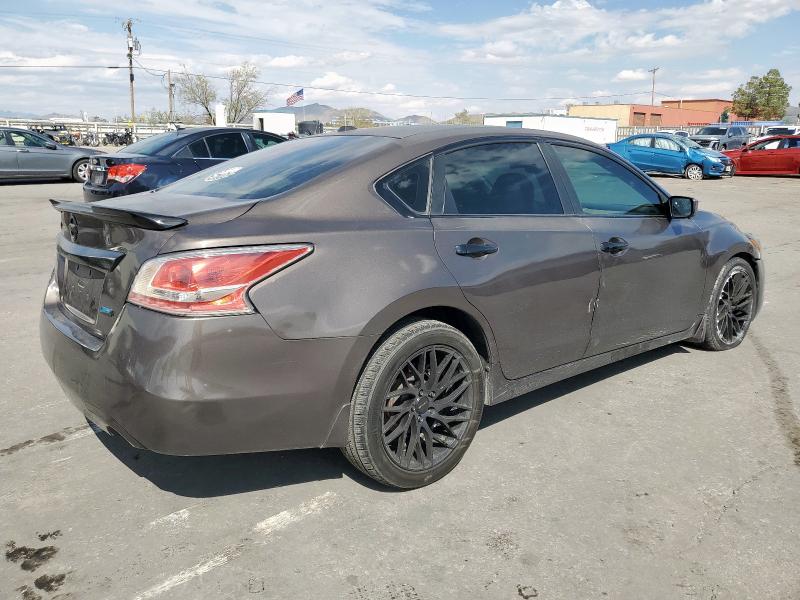 Photo 3 from auction – 2015 NISSAN ALTIMA 2.5 with VIN 1N4AL3AP1FN350957