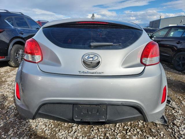 Photo 6 from auction – 2015 HYUNDAI VELOSTER with VIN KMHTC6AD3FU245185