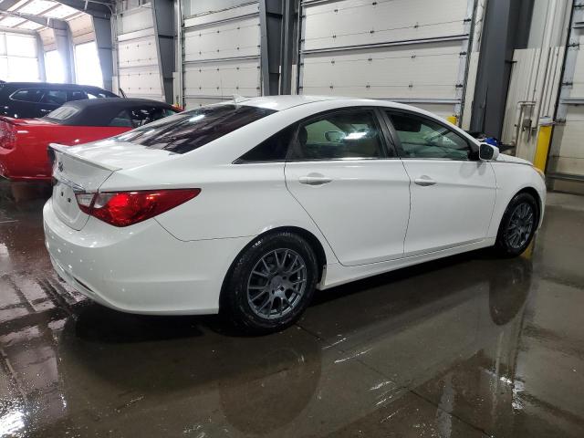 Photo 3 from auction – 2013 HYUNDAI SONATA GLS with VIN 5NPEB4AC2DH642423