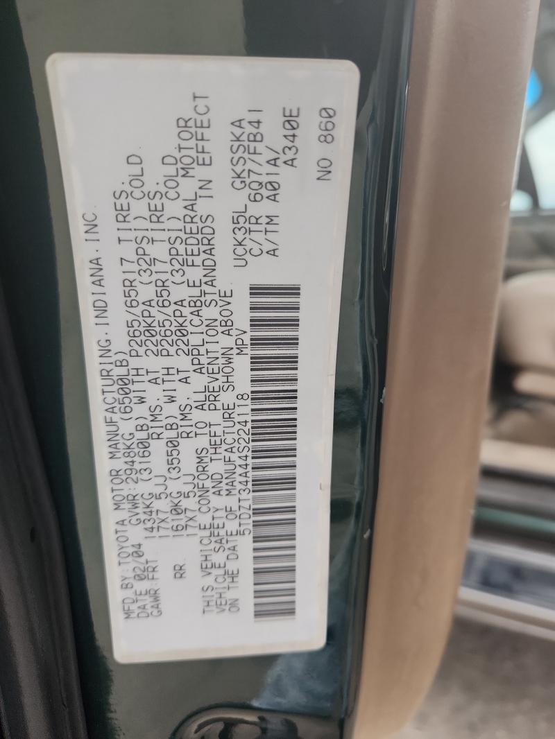 Photo 14 from auction – 2004 TOYOTA SEQUOIA SR with VIN 5TDZT34A44S224118