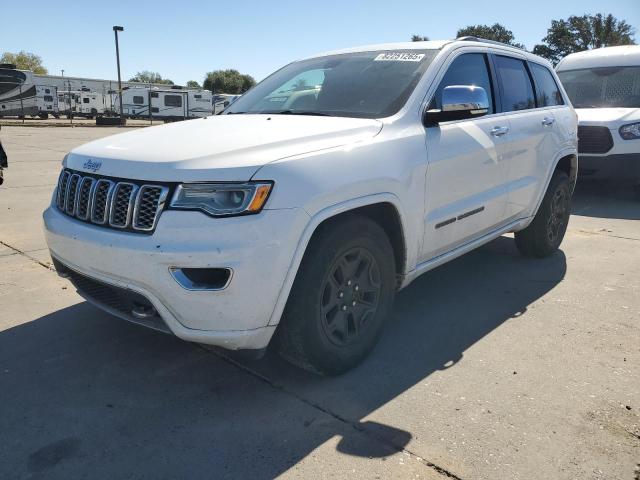 JEEP GRAND CHER 2017 with VIN 1C4RJFCG6HC815586 - Photo from auction