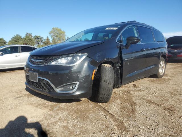 CHRYSLER PACIFICA T 2018 with VIN 2C4RC1FG4JR174086 - Photo from auction