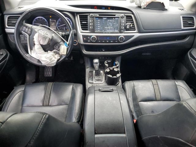 Photo 8 from auction – 2018 TOYOTA HIGHLANDER with VIN 5TDJZRFH1JS538944
