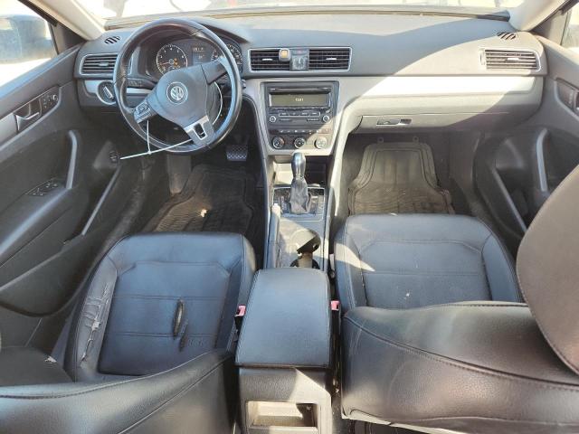 Photo 8 from auction – 2014 VOLKSWAGEN PASSAT S with VIN 1VWAT7A31EC079226
