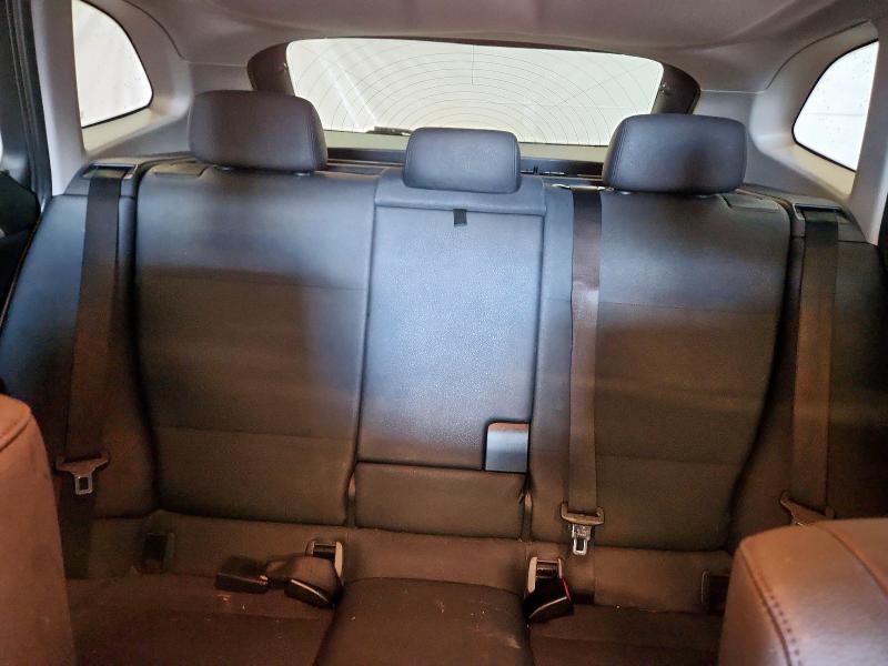 Photo 10 from auction – 2015 BMW X1 SDRIVE2 with VIN WBAVM1C54FVW56850