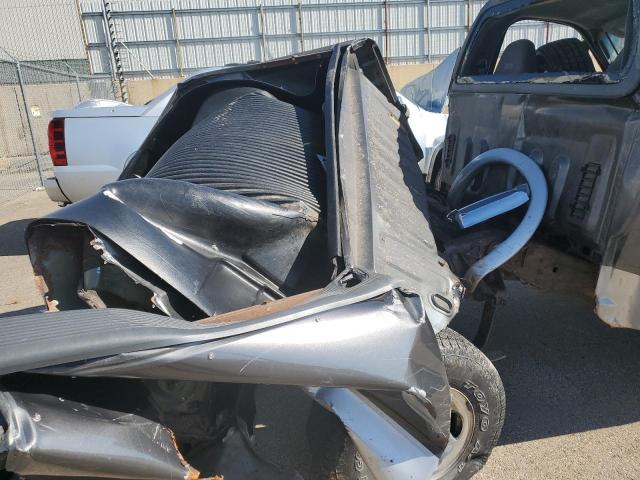 Photo 10 from auction – 2002 FORD F150 with VIN 1FTRF18W02NB41175