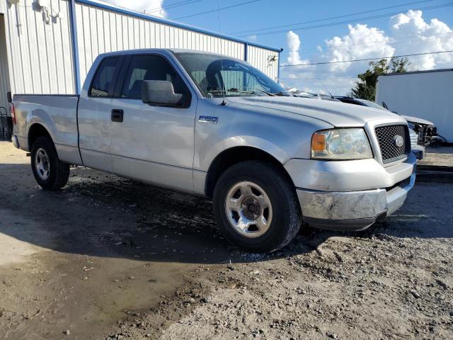 Photo 4 from auction – 2005 FORD F150 with VIN 1FTRX12W05NB09224
