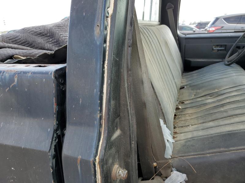 Photo 10 from auction – 1982 GMC C1500 with VIN 1GTDC14H0CF715926