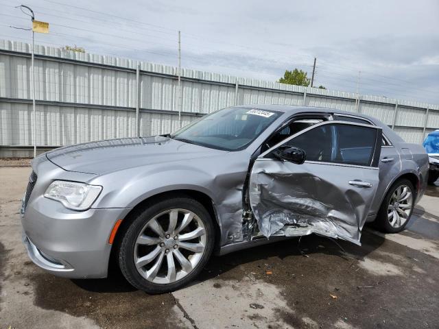 CHRYSLER 300 LIMITE 2018 with VIN 2C3CCAEG7JH227560 - Photo from auction