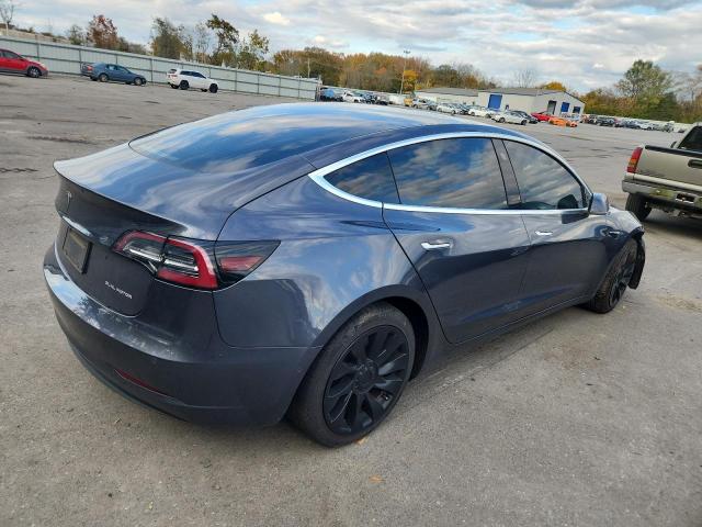 Photo 3 from auction – 2019 TESLA MODEL 3 with VIN 5YJ3E1EB5KF386403