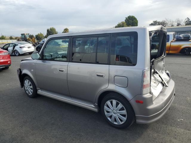 Photo 2 from auction – 2005 TOYOTA SCION XB with VIN JTLKT334554005229