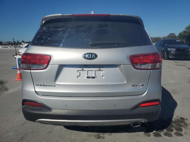 Photo 6 from auction – 2017 KIA SORENTO EX with VIN 5XYPH4A52HG332262
