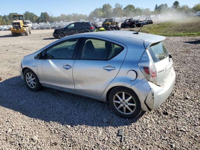 Photo 2 from auction – 2013 TOYOTA PRIUS C with VIN JTDKDTB30D1034025