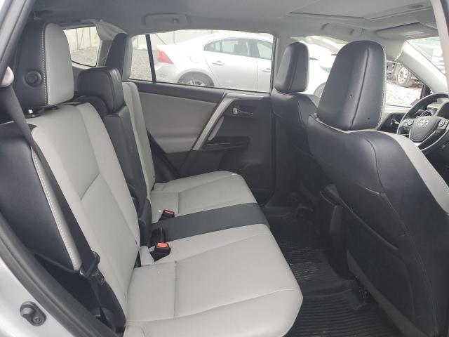 Photo 11 from auction – 2018 TOYOTA RAV4 LIMIT with VIN 2T3DFREV3JW763524