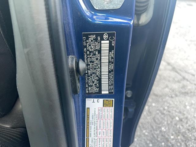 Photo 10 from auction – 2013 TOYOTA PRIUS V with VIN JTDZN3EU4D3279835