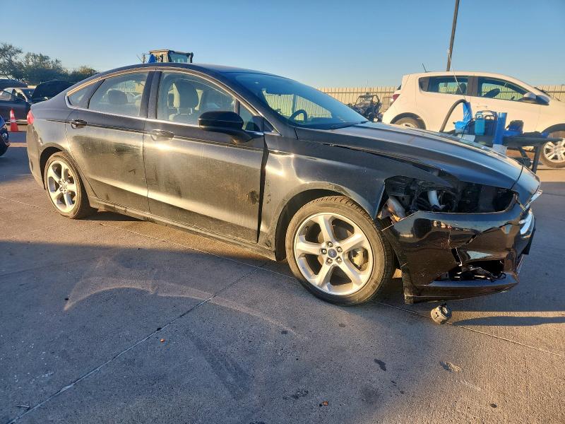 Photo 4 from auction – 2016 FORD FUSION S with VIN 3FA6P0G7XGR382319