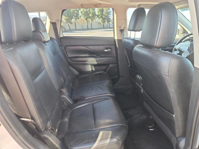 Photo 10 from auction – 2016 MITSUBISHI OUTLANDER with VIN JA4AD3A30GZ022079