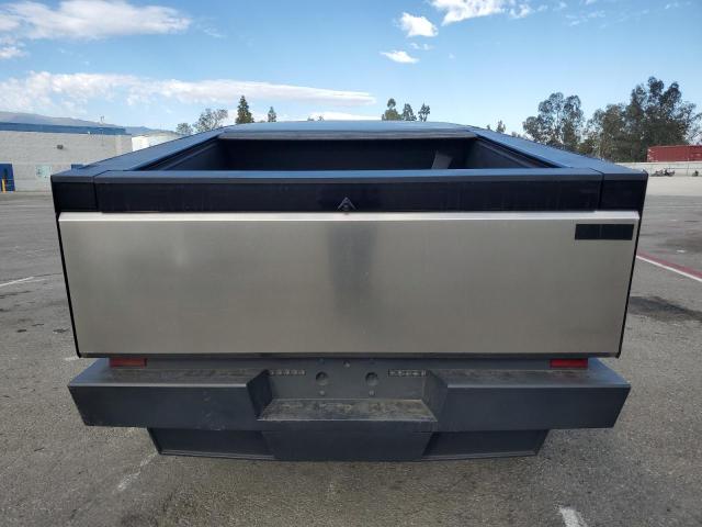 Photo 6 from auction – 2024 TESLA CYBERTRUCK with VIN 7G2CEHEEXRA020699