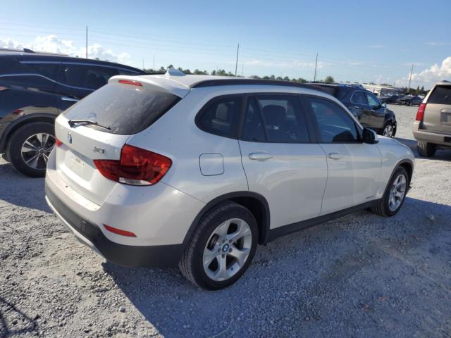 Photo 3 from auction – 2015 BMW X1 SDRIVE2 with VIN WBAVM1C50FVW58630