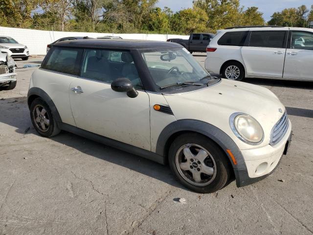 Photo 4 from auction – 2009 MINI COOPER with VIN WMWMF33589TW72275
