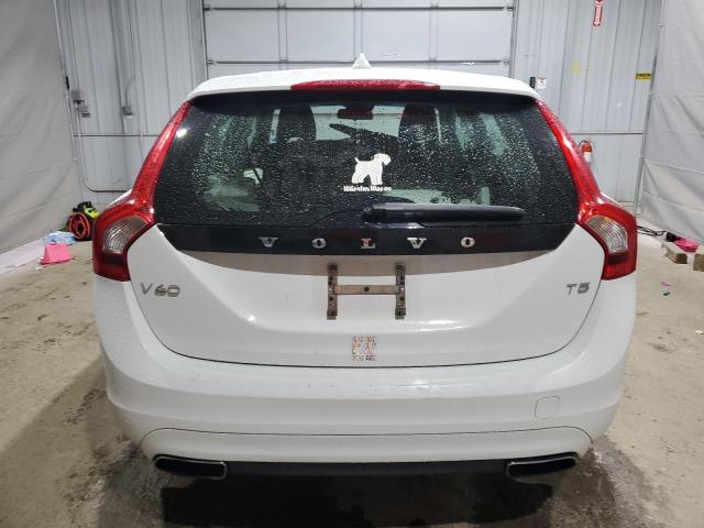 Photo 6 from auction – 2015 VOLVO V60 with VIN YV126MEA0F1201636