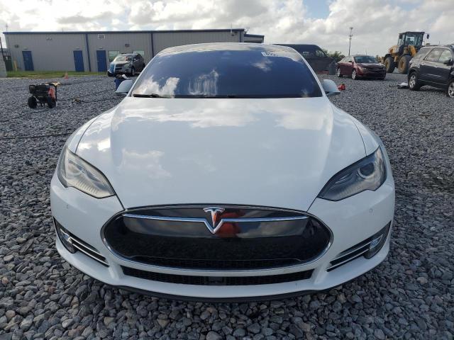Photo 5 from auction – 2015 TESLA MODEL S 70D with VIN 5YJSA1S23FF088773