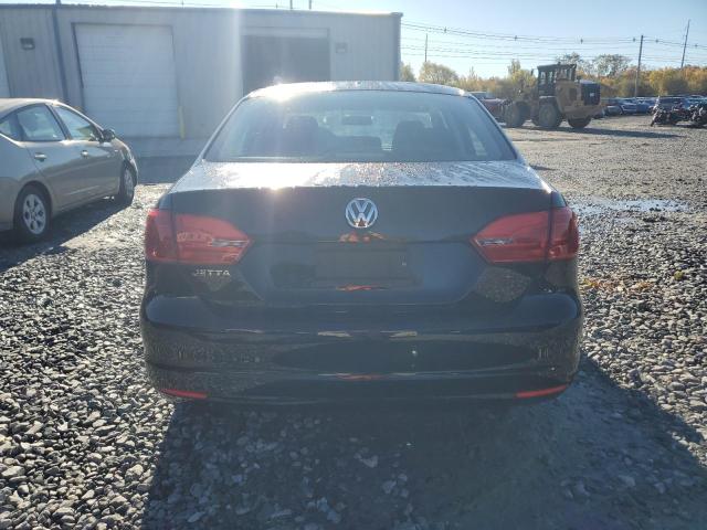 Photo 6 from auction – 2013 VOLKSWAGEN JETTA BASE with VIN 3VW2K7AJ6DM310687