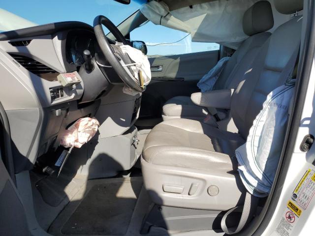 Photo 7 from auction – 2016 TOYOTA SIENNA XLE with VIN 5TDYK3DC7GS761733