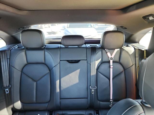 Photo 10 from auction – 2018 PORSCHE MACAN with VIN WP1AA2A52JLB16404