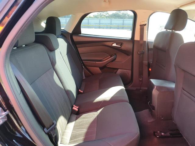 Photo 10 from auction – 2016 FORD FOCUS SE with VIN 1FADP3K20GL272348