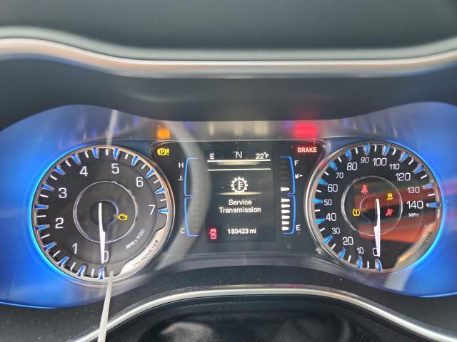 Photo 9 from auction – 2015 CHRYSLER 200 LIMITE with VIN 1C3CCCAB9FN659720