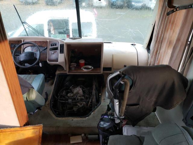 Photo 5 from auction – 1999 COACH 340QB with VIN 3FCMF53S7XJA11399