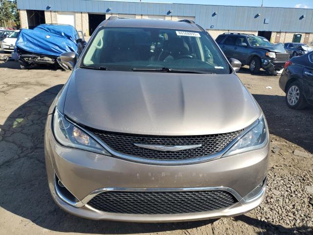 Photo 5 from auction – 2017 CHRYSLER PACIFICA T with VIN 2C4RC1BG1HR704708