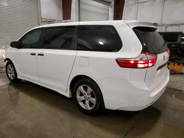 Photo 2 from auction – 2018 TOYOTA SIENNA L with VIN 5TDZZ3DC1JS939871