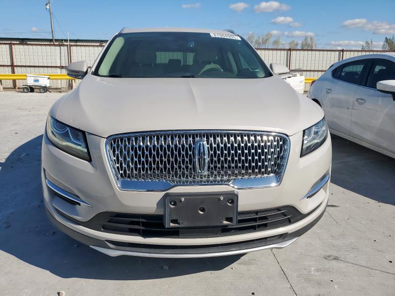 Photo 5 from auction – 2019 LINCOLN MKC RESERV with VIN 5LMCJ3C91KUL04481