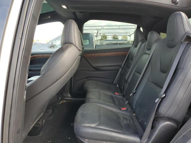 Photo 11 from auction – 2020 TESLA MODEL X with VIN 5YJXCAE28LF235645