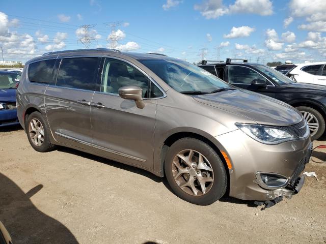 Photo 4 from auction – 2018 CHRYSLER PACIFICA T with VIN 2C4RC1BG1JR111016