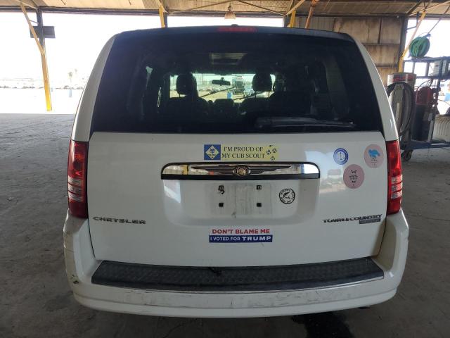 Photo 6 from auction – 2010 CHRYSLER TOWN & COU with VIN 2A4RR5D10AR198657