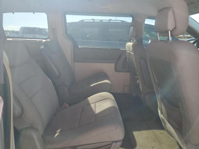 Photo 11 from auction – 2010 CHRYSLER TOWN & COU with VIN 2A4RR5DX6AR437245