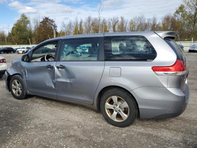 Photo 2 from auction – 2011 TOYOTA SIENNA with VIN 5TDZK3DC5BS042171