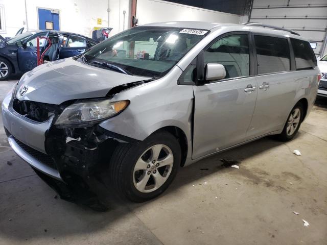 TOYOTA SIENNA LE 2016 with VIN 5TDKK3DC7GS729578 - Photo from auction
