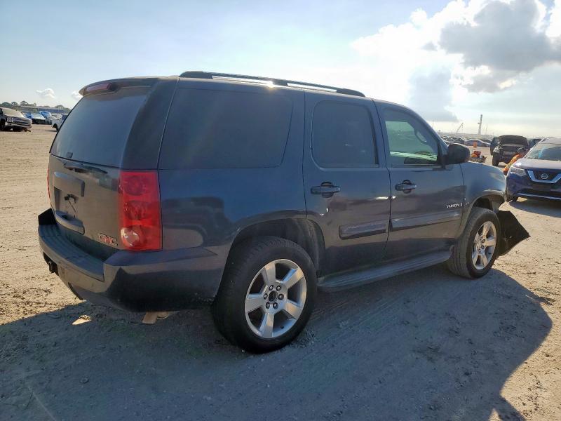 Photo 3 from auction – 2007 GMC YUKON with VIN 1GKFK13037J106828