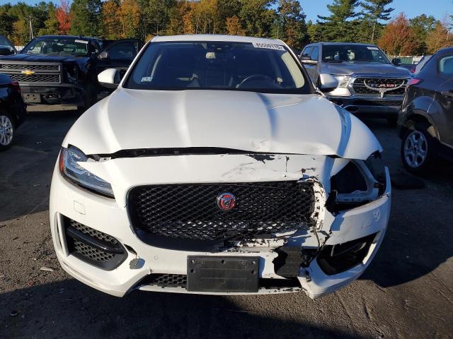 Photo 5 from auction – 2017 JAGUAR F-PACE R - with VIN SADCL2BV4HA492910