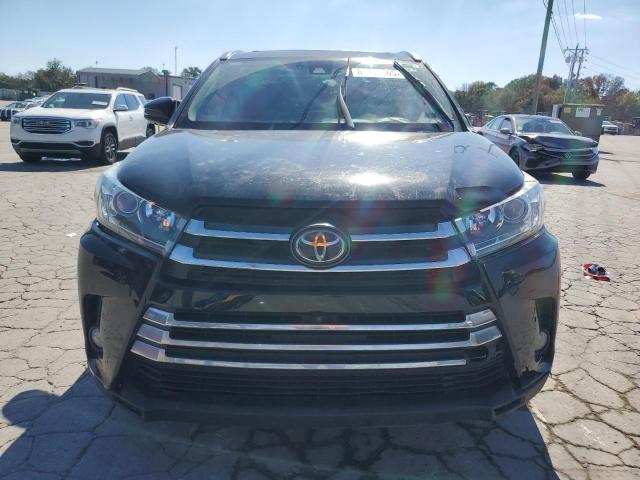 Photo 5 from auction – 2018 TOYOTA HIGHLANDER with VIN 5TDDZRFHXJS847146