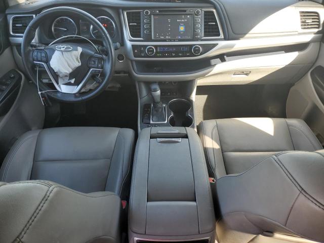 Photo 8 from auction – 2019 TOYOTA HIGHLANDER with VIN 5TDJZRFH0KS997867