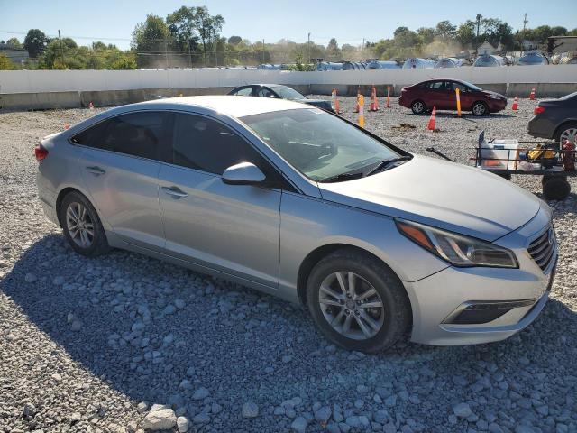 Photo 4 from auction – 2015 HYUNDAI SONATA SE with VIN 5NPE24AF8FH024682