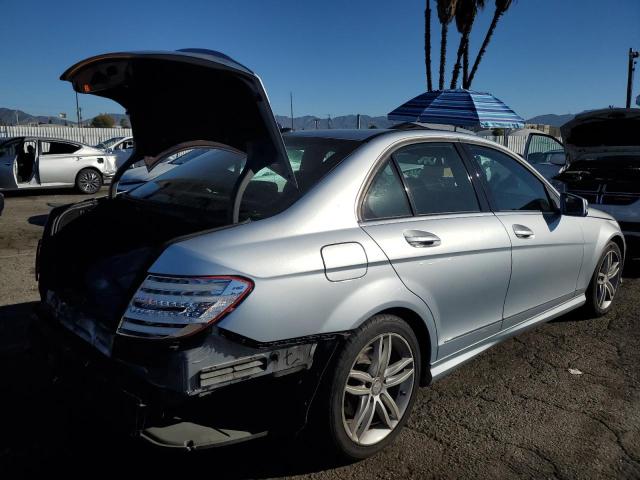 Photo 3 from auction – 2014 MERCEDES-BENZ C 250 with VIN WDDGF4HB5EA930963