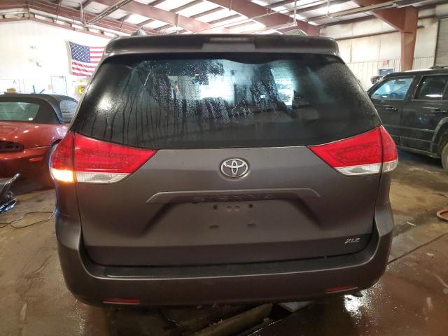 Photo 6 from auction – 2012 TOYOTA SIENNA XLE with VIN 5TDYK3DCXCS209461